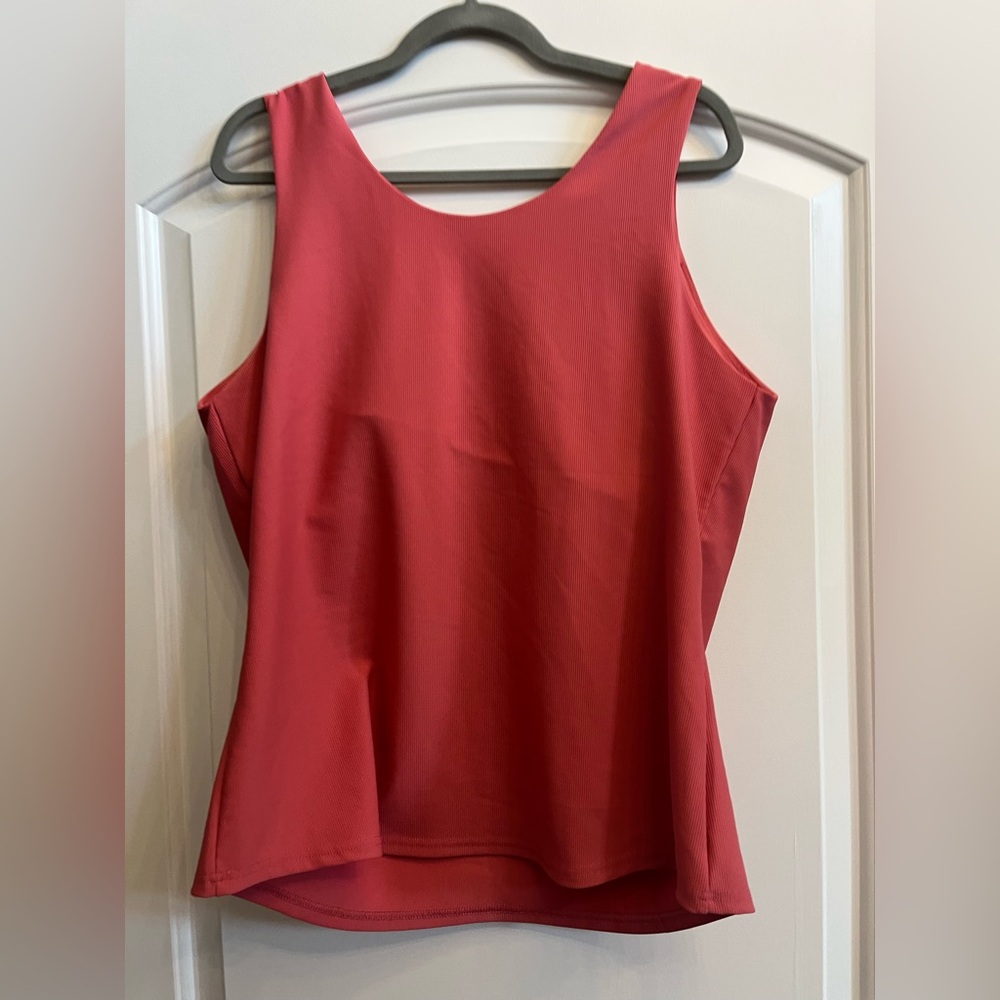 32 Degrees Red Fitted Sleeveless Tank Top - Picture 2 of 2
